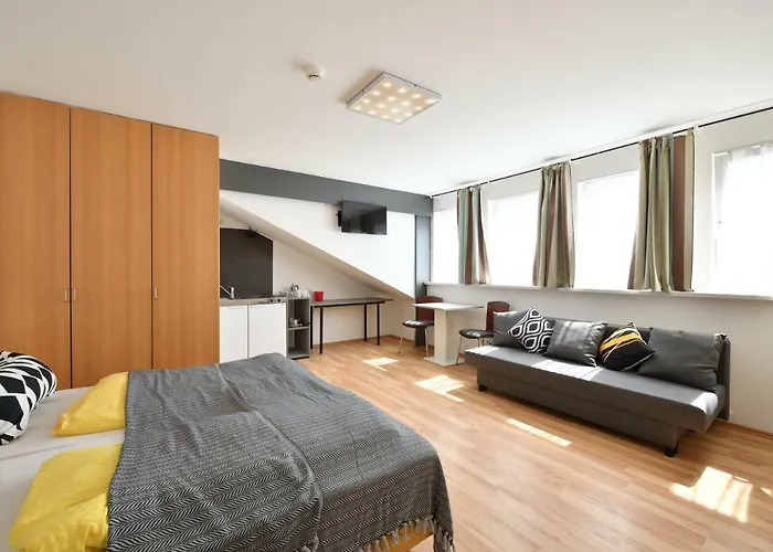 Ford Apartment